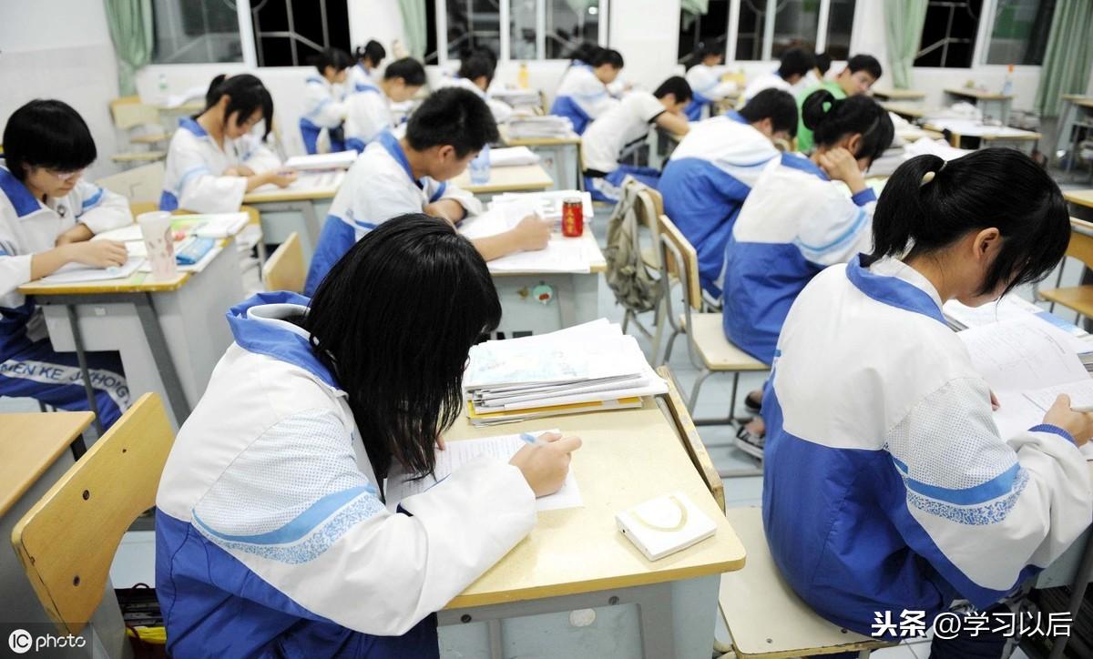 八年级生物怎么考满分(三分靠背七分靠刷题)