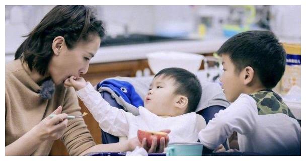 56岁给孩子做英语启蒙要注意什么
