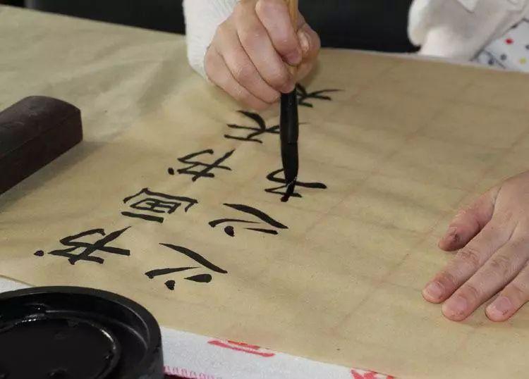怎么样让孩子语文提高（语文学习方法）