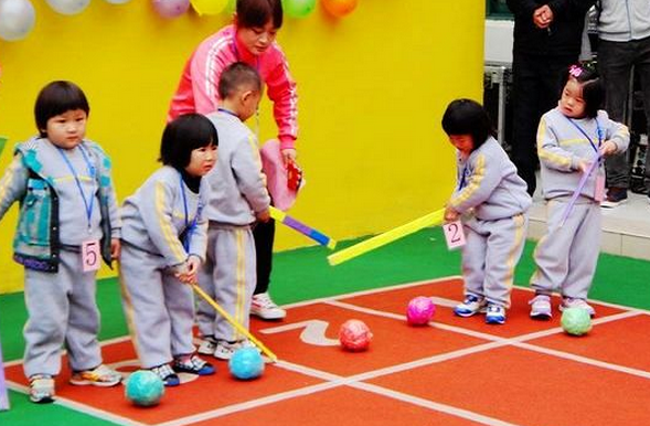 幼儿园老爱说话怎么办