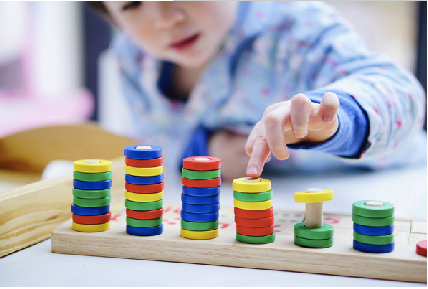 幼儿园老是淘气怎么办小班(三招管理好小孩)