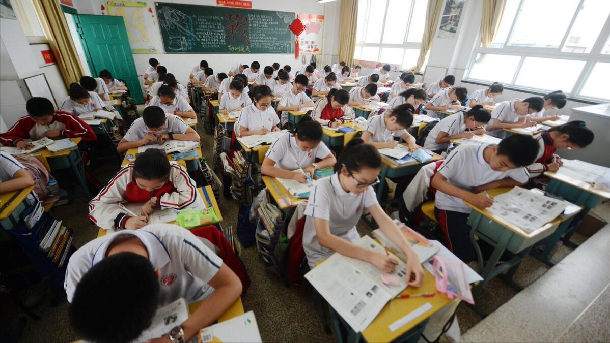 初中在校如何逆袭中学(5招让孩子在初中逆袭考上理想的高中)