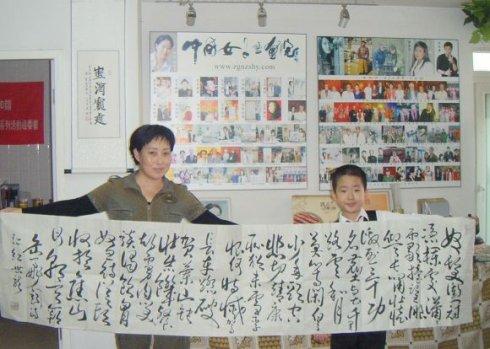 大班孩子怎么背诵稿子(“孩子背诵120个字竟然哭了3小时，妈妈情绪全崩溃！你绝对不敢想像！”)