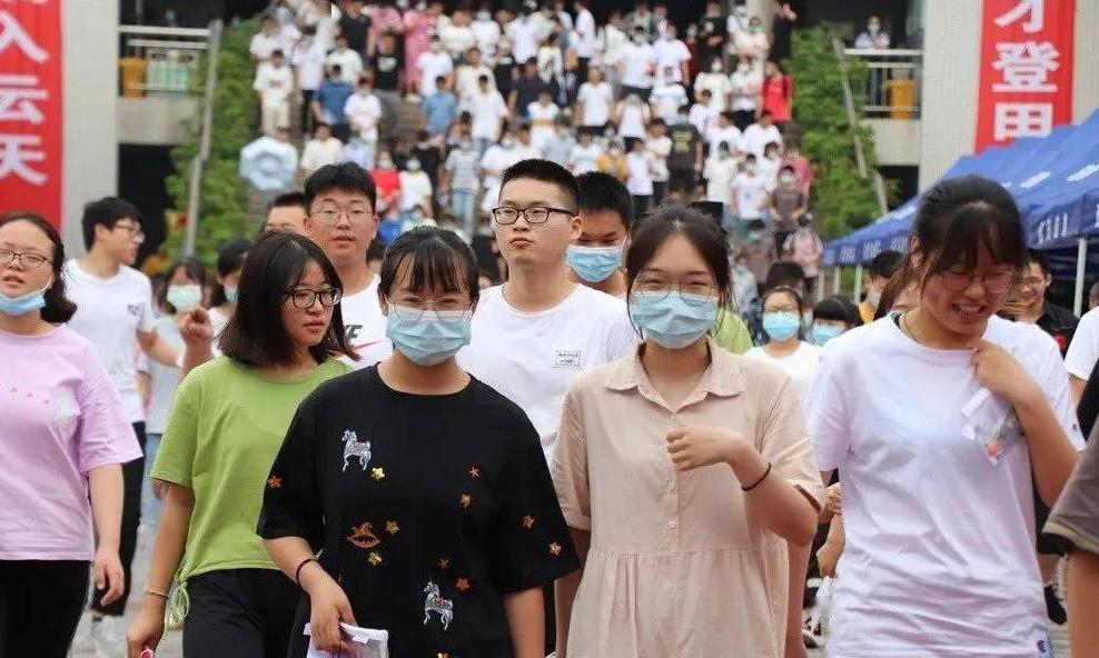 高考受到哪些法律保护(高考撕掉别人答卷惩罚惊人)