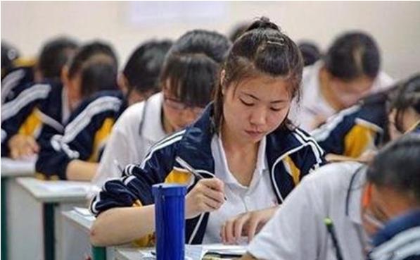学数学犯困怎么解决(孩子上课老是犯困？这样做，绝对解决问题！)