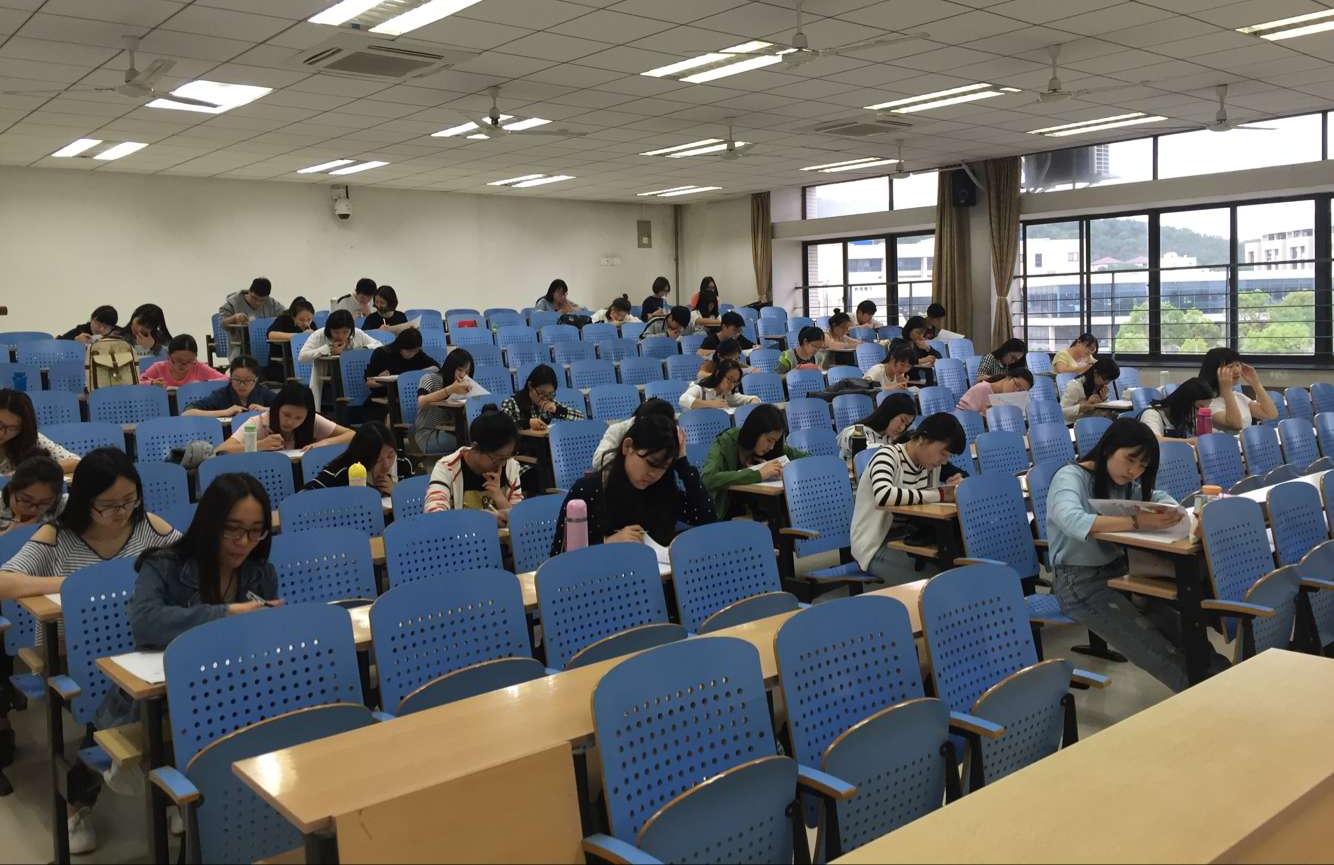 如何在两天内背完政治(政治高考复习技巧，背书并掌握排除法！)