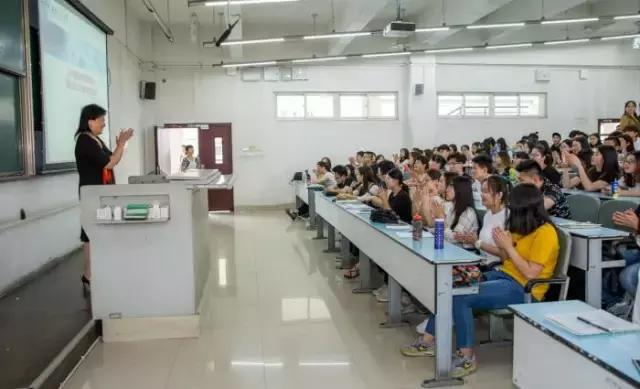 初中政治为什么要提前学习(十月份开始政治复习已经晚了，后悔也来得及吗？)