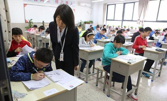 小升初新生怎么学数学(《小学数学必备宝典，轻松搞定考点，小升初满分不是梦！》)