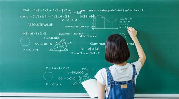 高考英语怎么拿到满分的(高分学霸教你完形填空满分技巧！)