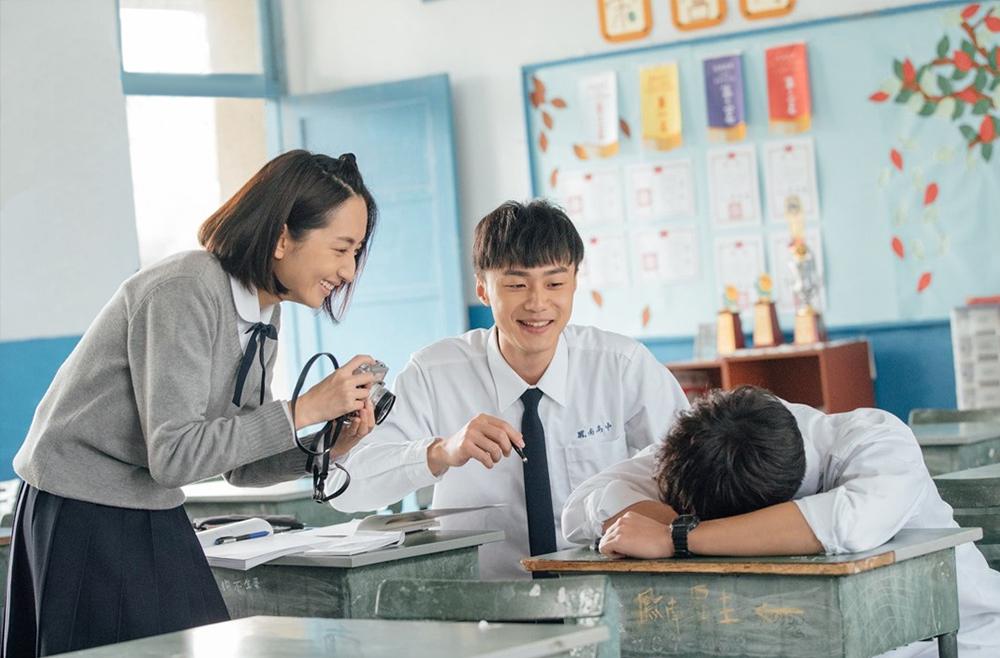 高考那天发生了哪些事(高考考场意外爆笑瞬间，令全场爆笑不已！)