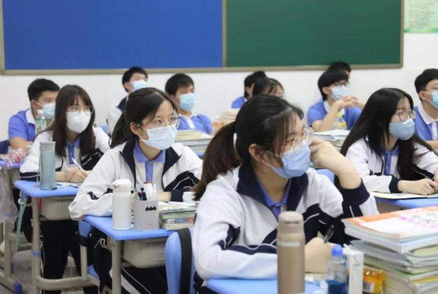 高中学科选考地理怎么样(揭秘：地理考试比生物考试容易获得高分！)