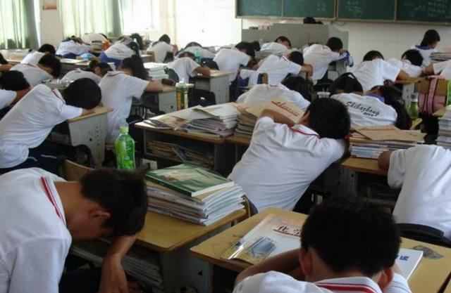 高考午睡睡多久最后不困(200天倒计时|你的学习神器：咖啡盹火爆分享！)