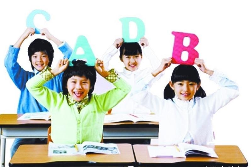 英语小升初怎么学习(小学六年级超越初一难度，三招助你成为学霸！别等到初二后悔)
