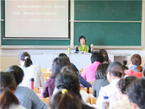 初中数学应该选什么练习(数学秘籍：解密三项式的神奇因式分解技巧！)