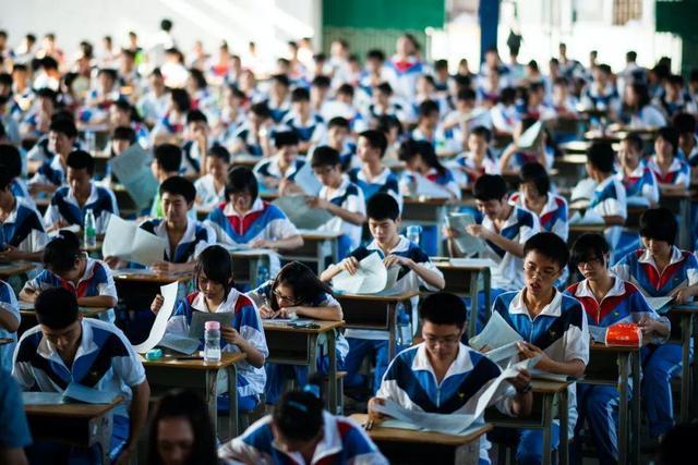 高中哪个科目最难学(高中什么科目最难？你赞同吗？中考新高一)