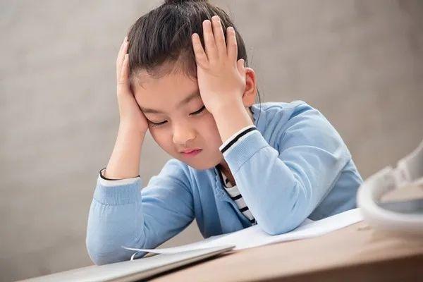 儿童厌学怎么办(帮助儿童克服厌学情绪的方法)