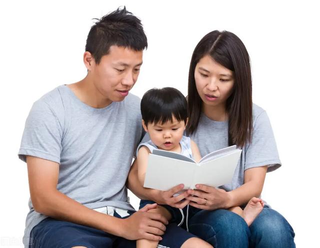 父母怎么学会与孩子交流(提高与孩子沟通能力的建议)