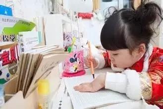 如何教孩子作文写字(逐步提高写作和书写能力的步骤)