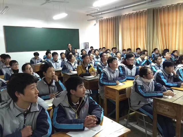如何提升孩子的英语成绩(提升孩子英语成绩的方法)