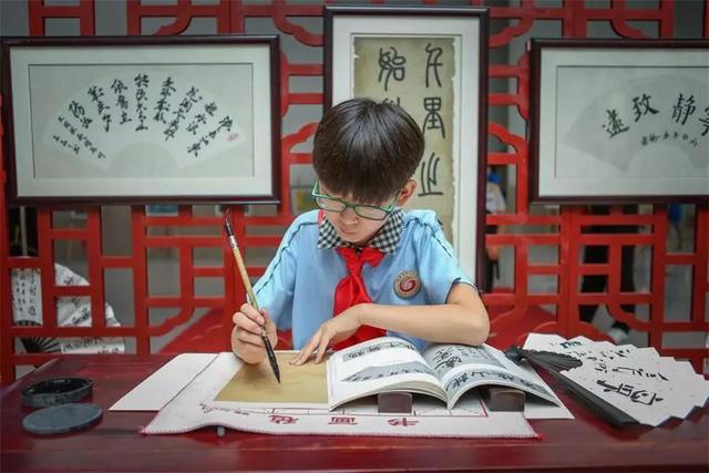 如何远离手机(减少对手机依赖的方法)