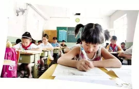 怎么让小学生写好作文(提高写作能力的策略)