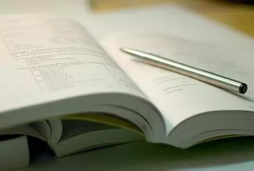 写错字如何订正(常见的订正方法)